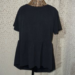 NWOT! Black Short sleeve Peplum High-low blouse, Size 1X, Shein.